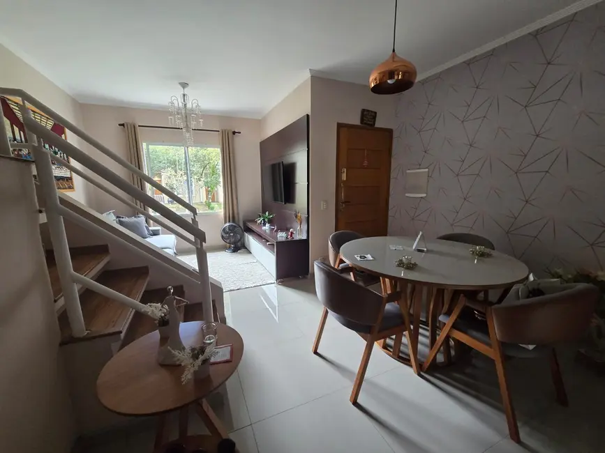 Foto 3 de Casa de Condomínio com 3 quartos para alugar, 100m2 em Jardim Ipês, Cotia - SP