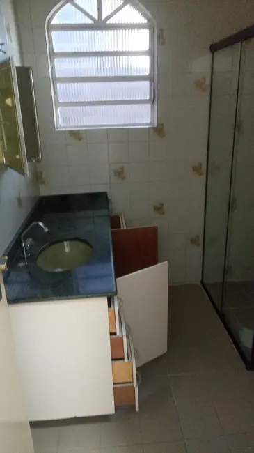 Casa com 3 quartos para alugar, 125m2 em Jardim Eliane, Cotia - SP - imagem 2 Foto 2 de Casa com 3 quartos para alugar, 125m2 em Jardim Eliane, Cotia - SP