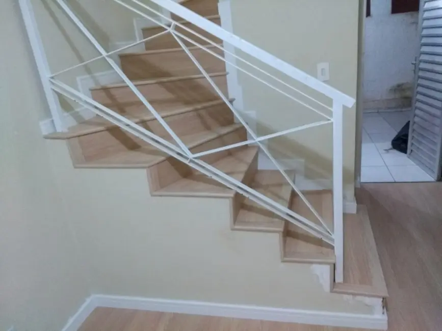 Foto 2 de Casa de Condomínio com 2 quartos para alugar, 70m2 em Jardim Petrópolis, Cotia - SP