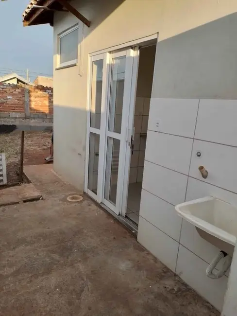 Foto 8 de Casa com 2 quartos à venda, 200m2 em Jardim Adelinha, Franca - SP
