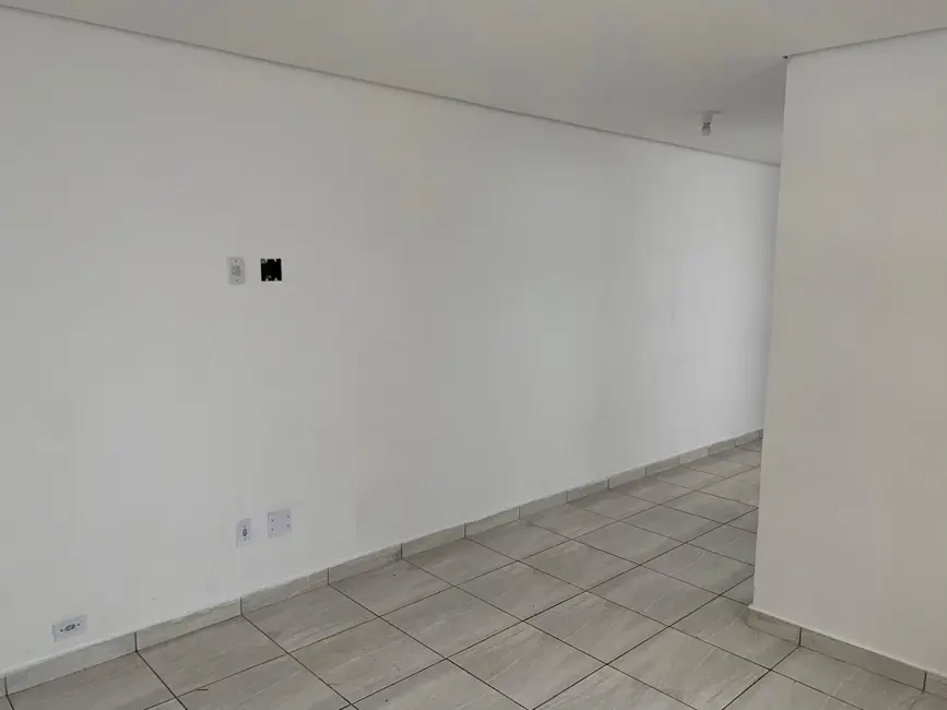Foto 5 de Casa com 2 quartos para alugar, 80m2 em Jardim Araruama, Cotia - SP