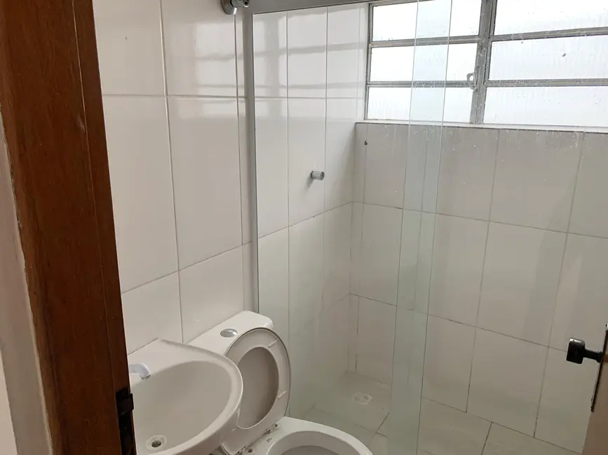 Foto 9 de Casa com 2 quartos para alugar, 80m2 em Jardim Araruama, Cotia - SP
