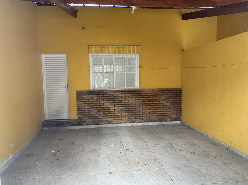 Foto 3 de Casa com 2 quartos para alugar, 80m2 em Jardim Araruama, Cotia - SP