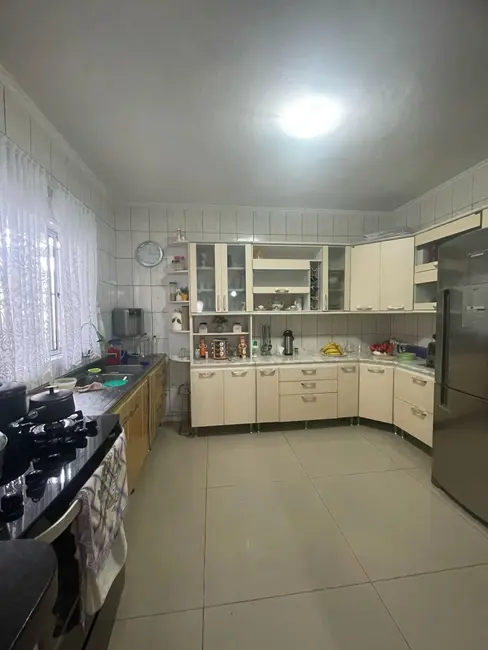 Foto 7 de Casa com 6 quartos para alugar, 200m2 em Parque São George, Cotia - SP