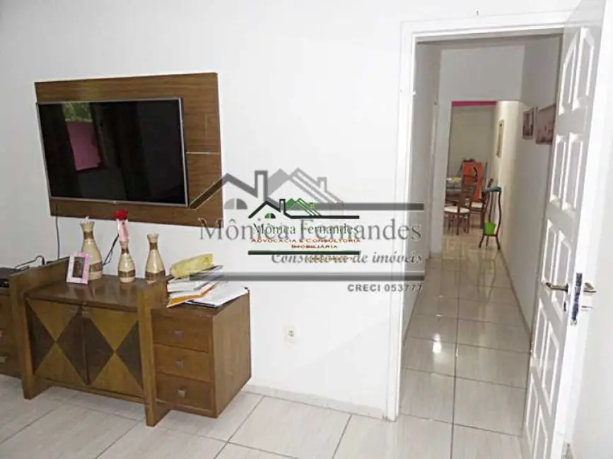 Casa com 5 quartos à venda, 150m2 em Marica - RJ - imagem 9 Foto 9 de Casa com 5 quartos à venda, 150m2 em Marica - RJ