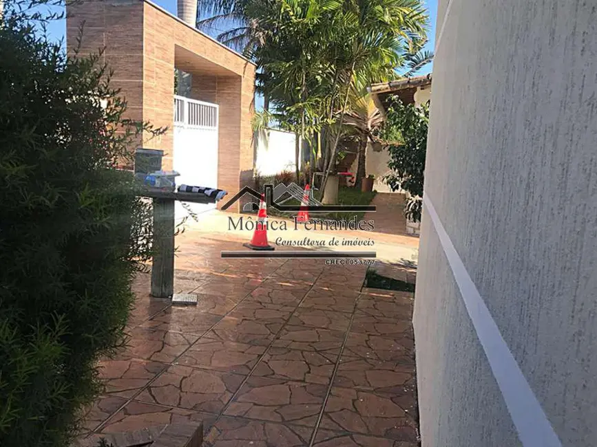 Foto 8 de Casa com 5 quartos à venda, 160m2 em Marica - RJ