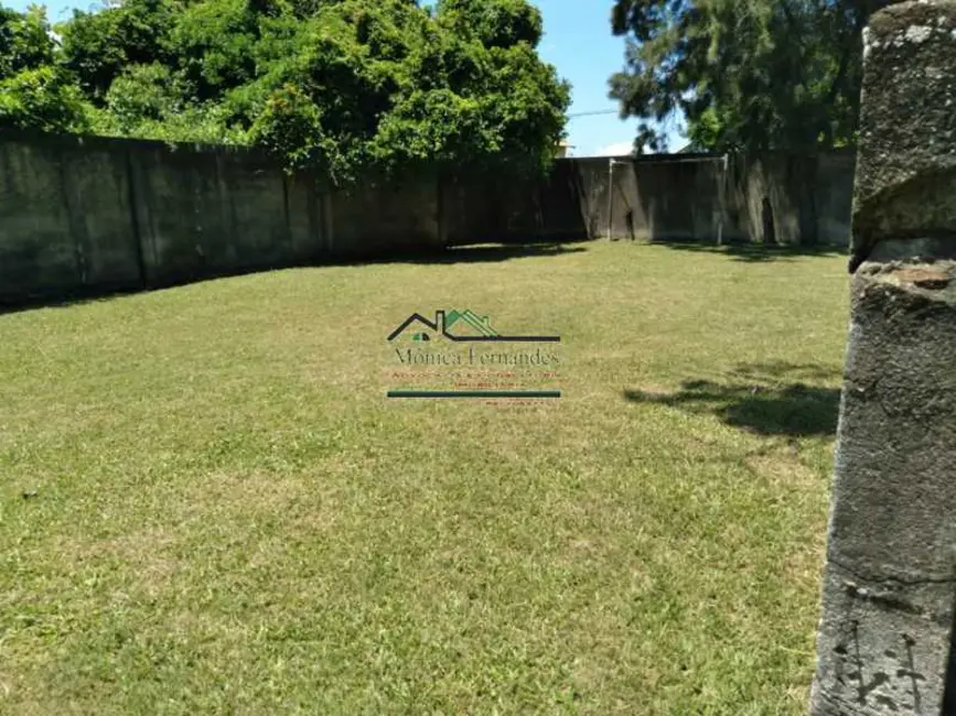 Foto 4 de Casa com 4 quartos à venda, 218m2 em Marica - RJ