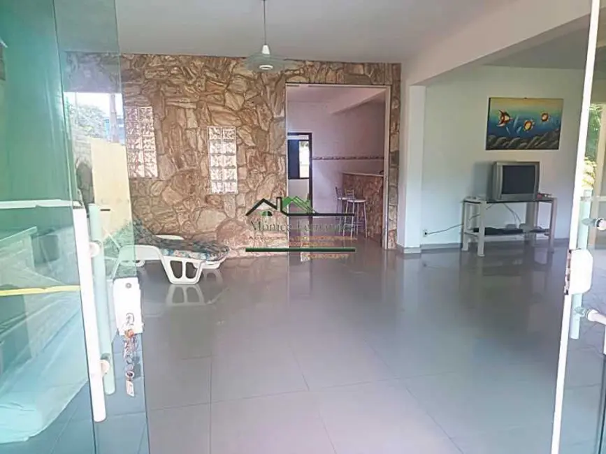 Foto 8 de Casa com 5 quartos à venda e para alugar em Marica - RJ