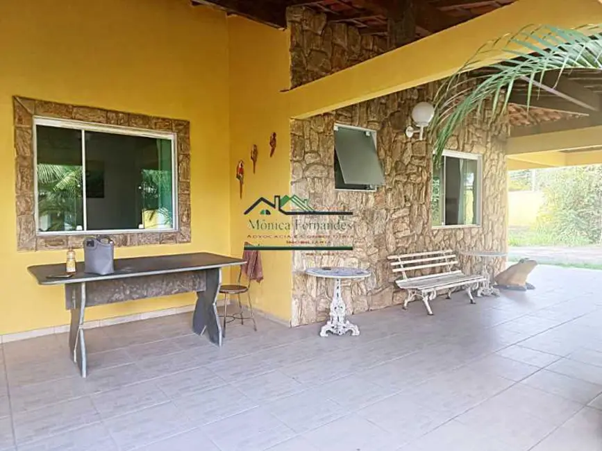 Foto 2 de Casa com 5 quartos à venda e para alugar em Marica - RJ