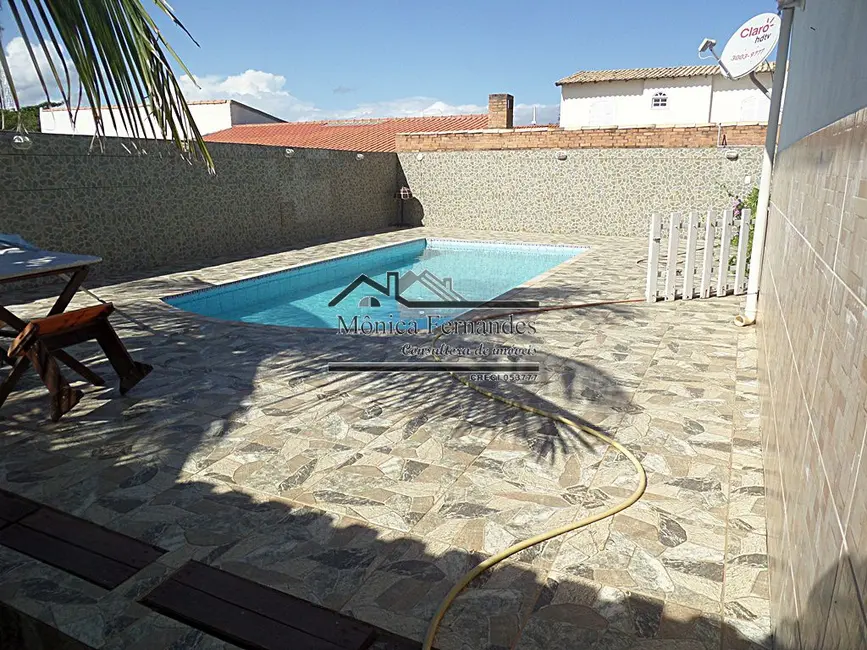 Foto 3 de Casa com 2 quartos à venda, 190m2 em Marica - RJ