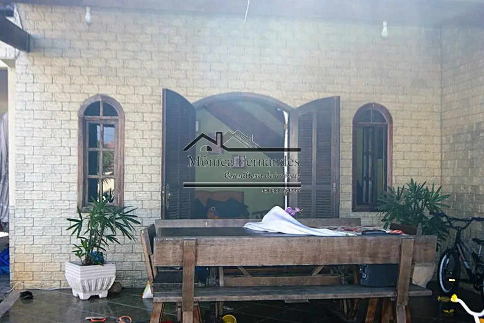 Foto 5 de Casa com 4 quartos à venda, 268m2 em Marica - RJ