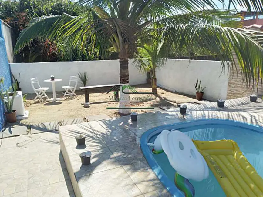 Foto 8 de Casa com 2 quartos à venda, 64m2 em Marica - RJ