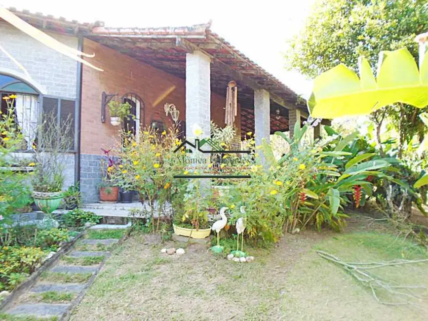 Foto 2 de Casa com 3 quartos à venda, 177m2 em Marica - RJ