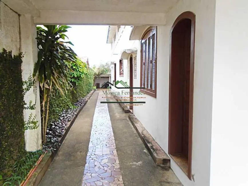 Foto 3 de Casa com 4 quartos à venda, 380m2 em Marica - RJ