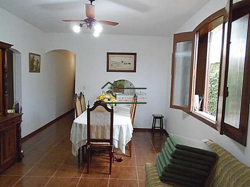 Foto 6 de Casa com 4 quartos à venda, 380m2 em Marica - RJ