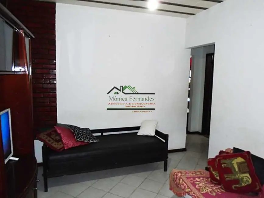 Foto 9 de Casa com 2 quartos à venda, 225m2 em Marica - RJ