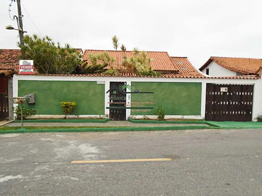 Foto 3 de Casa com 2 quartos à venda, 225m2 em Marica - RJ