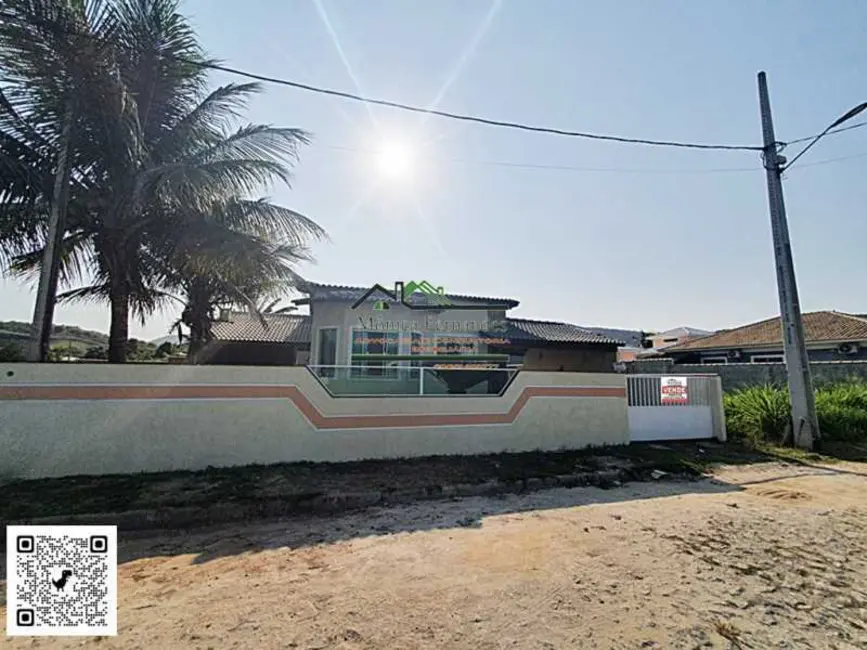 Foto 3 de Casa de Condomínio com 5 quartos à venda, 382m2 em Marica - RJ