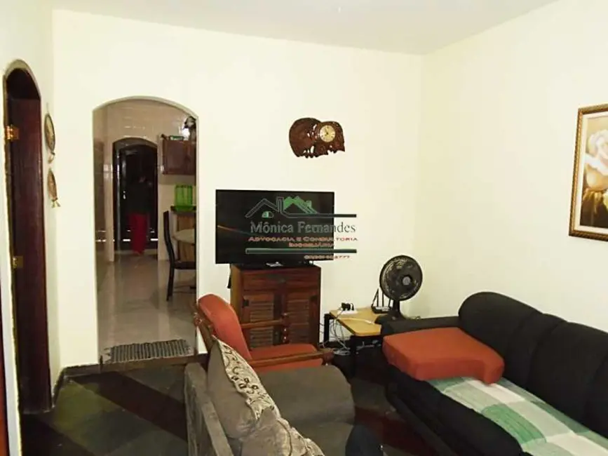 Foto 6 de Casa com 3 quartos à venda, 130m2 em Marica - RJ