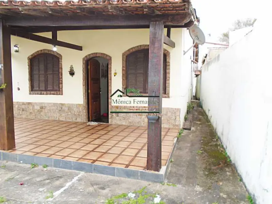 Foto 4 de Casa com 3 quartos à venda, 130m2 em Marica - RJ