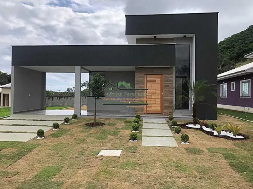 Foto 2 de Casa de Condomínio com 3 quartos à venda, 110m2 em Marica - RJ