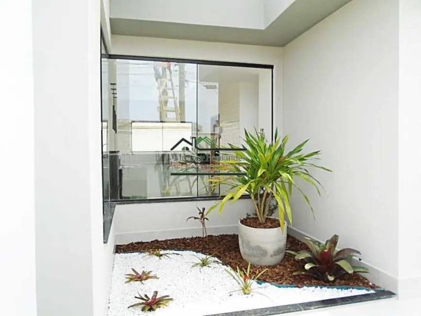 Foto 7 de Casa com 3 quartos à venda, 131m2 em Marica - RJ