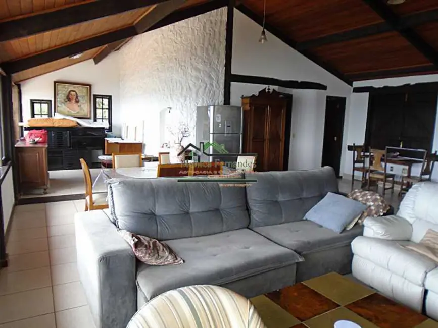 Foto 5 de Casa com 5 quartos à venda, 206m2 em Marica - RJ