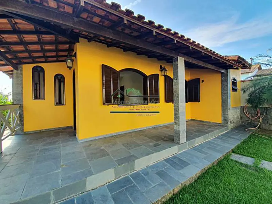 Foto 2 de Casa com 3 quartos à venda, 206m2 em Marica - RJ