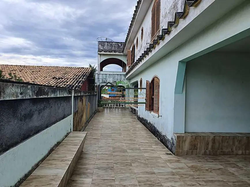 Casa com 9 quartos à venda, 773m2 em Marica - RJ - imagem 3 Foto 3 de Casa com 9 quartos à venda, 773m2 em Marica - RJ