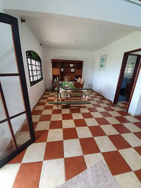 Casa com 3 quartos à venda, 188m2 em Marica - RJ - imagem 4 Foto 4 de Casa com 3 quartos à venda, 188m2 em Marica - RJ