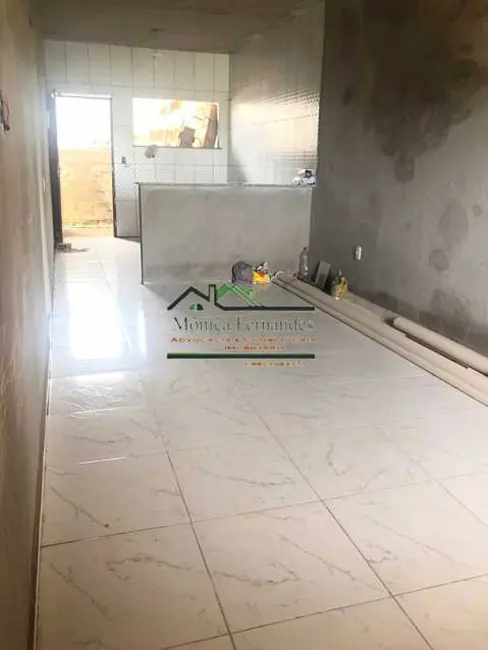 Foto 2 de Casa com 2 quartos à venda, 81m2 em Marica - RJ