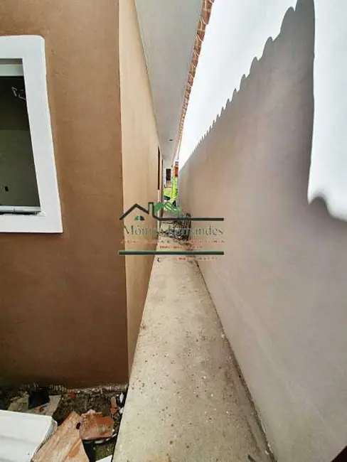 Foto 3 de Casa com 2 quartos à venda, 78m2 em Marica - RJ