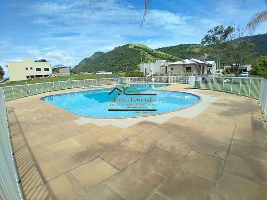 Casa de Condomínio com 3 quartos à venda, 107m2 em Marica - RJ - imagem 3 Foto 3 de Casa de Condomínio com 3 quartos à venda, 107m2 em Marica - RJ