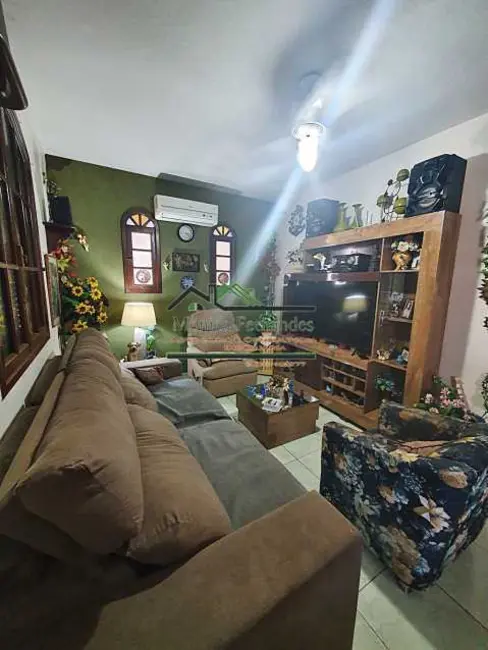 Foto 3 de Casa com 3 quartos à venda, 272m2 em Marica - RJ