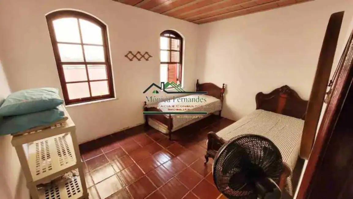 Foto 9 de Casa com 5 quartos à venda, 231m2 em Marica - RJ