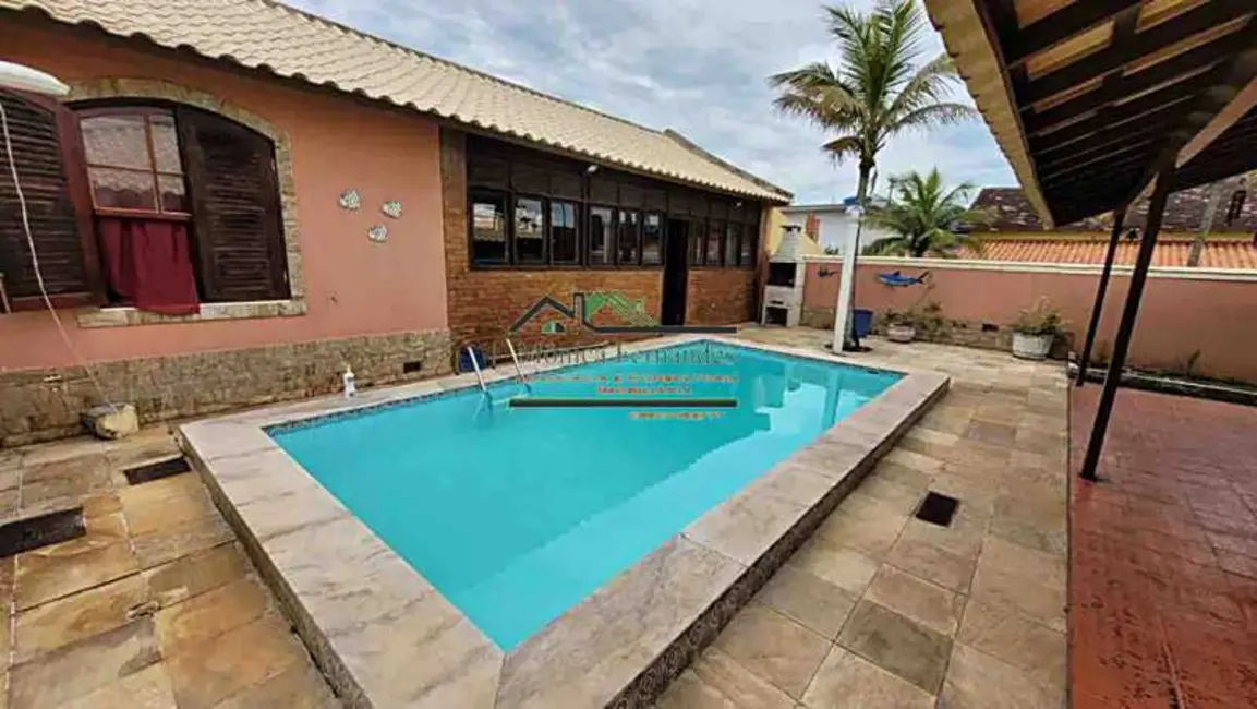 Foto 3 de Casa com 5 quartos à venda, 231m2 em Marica - RJ