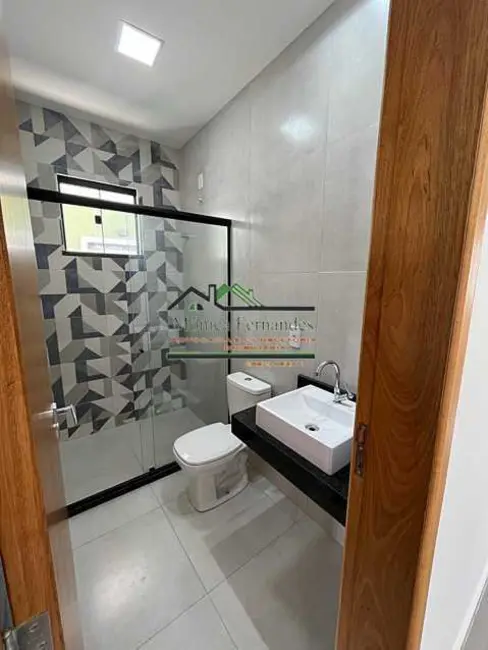 Foto 9 de Casa de Condomínio com 3 quartos à venda, 103m2 em Marica - RJ