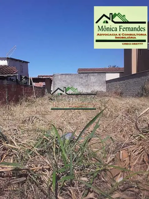 Foto 1 de Terreno / Lote à venda, 370m2 em Marica - RJ