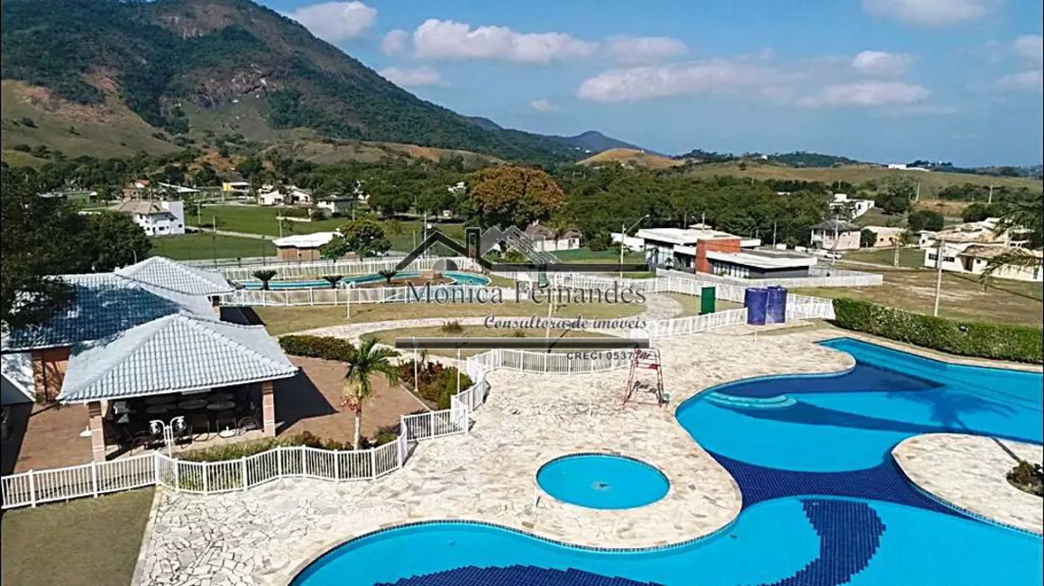 Foto 5 de Terreno / Lote à venda, 611m2 em Marica - RJ