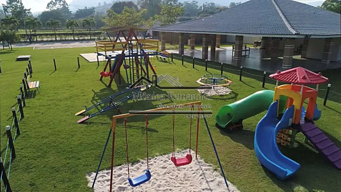 Foto 4 de Terreno / Lote à venda, 611m2 em Marica - RJ