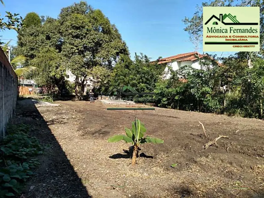Foto 1 de Terreno / Lote à venda, 528m2 em Marica - RJ