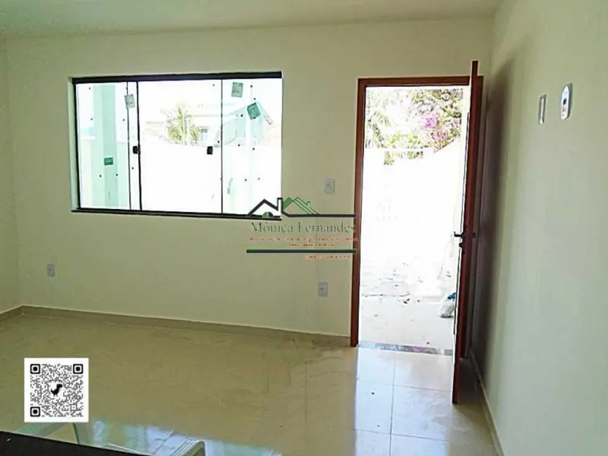Foto 2 de Casa com 2 quartos à venda, 86m2 em Marica - RJ