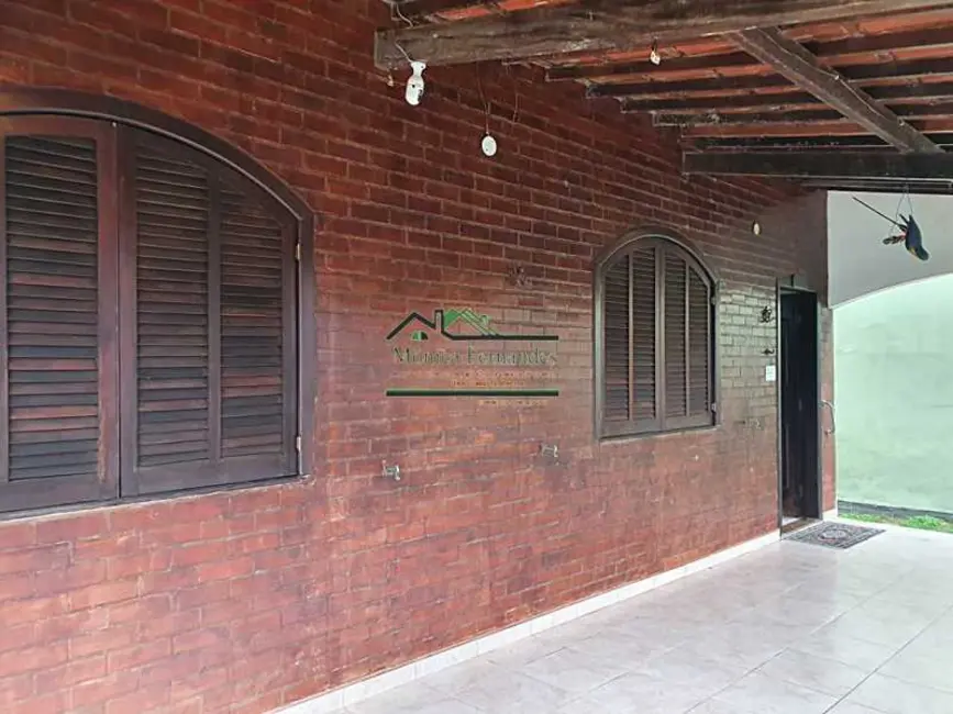 Foto 3 de Casa com 4 quartos à venda, 300m2 em Marica - RJ