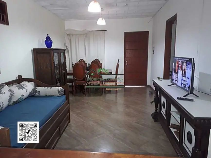 Foto 4 de Casa com 2 quartos à venda, 205m2 em Marica - RJ