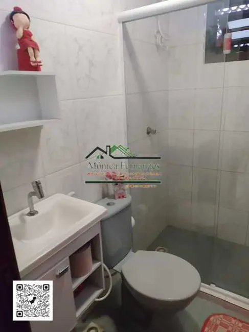 Foto 6 de Casa com 2 quartos à venda, 60m2 em Marica - RJ