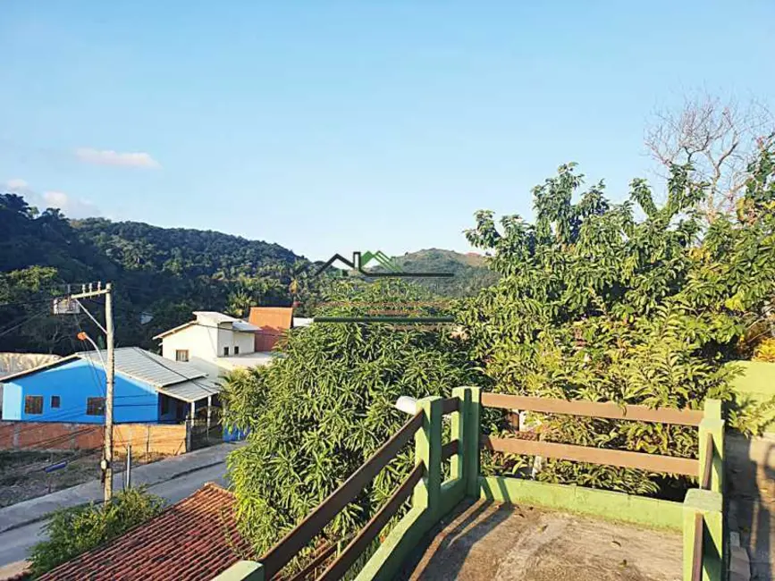 Foto 3 de Casa com 4 quartos à venda, 100m2 em Marica - RJ