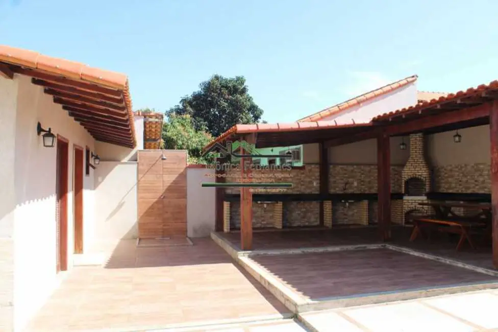 Foto 3 de Casa com 4 quartos à venda e para alugar, 252m2 em Marica - RJ