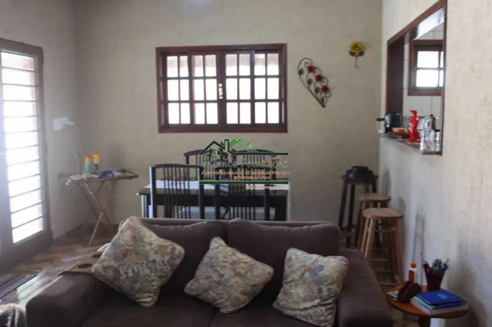 Foto 6 de Casa com 4 quartos à venda e para alugar, 252m2 em Marica - RJ