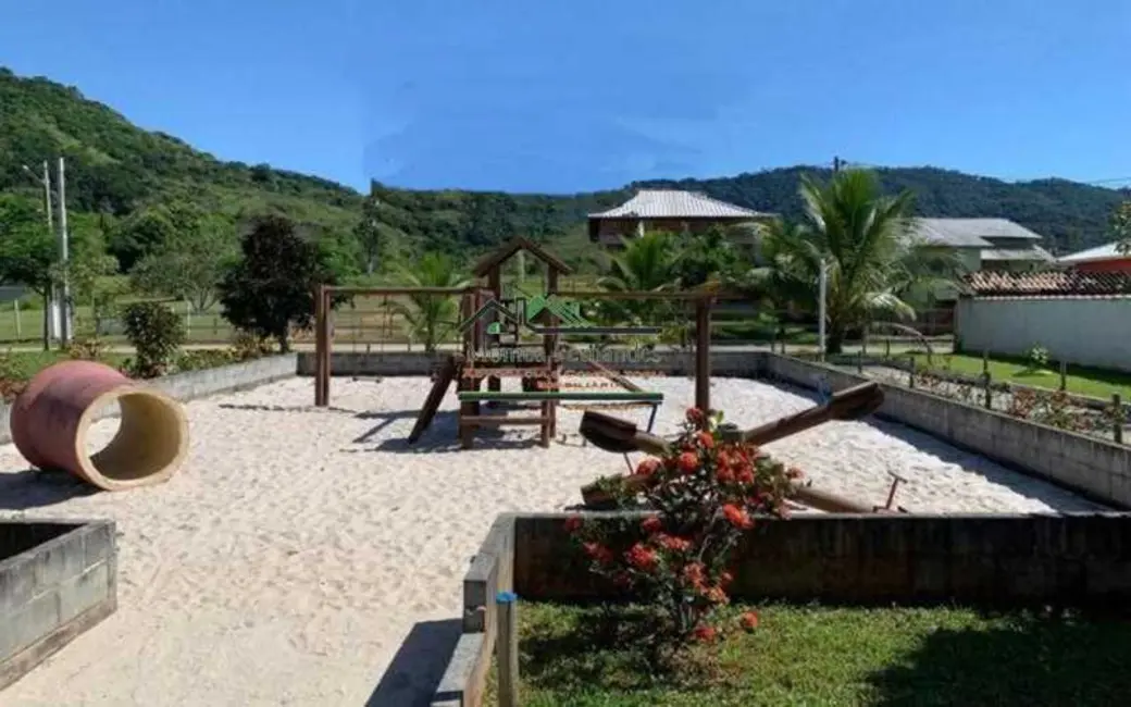 Foto 8 de Terreno / Lote à venda, 360m2 em Marica - RJ