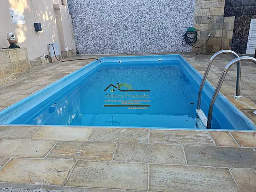 Foto 9 de Casa à venda em Marica - RJ